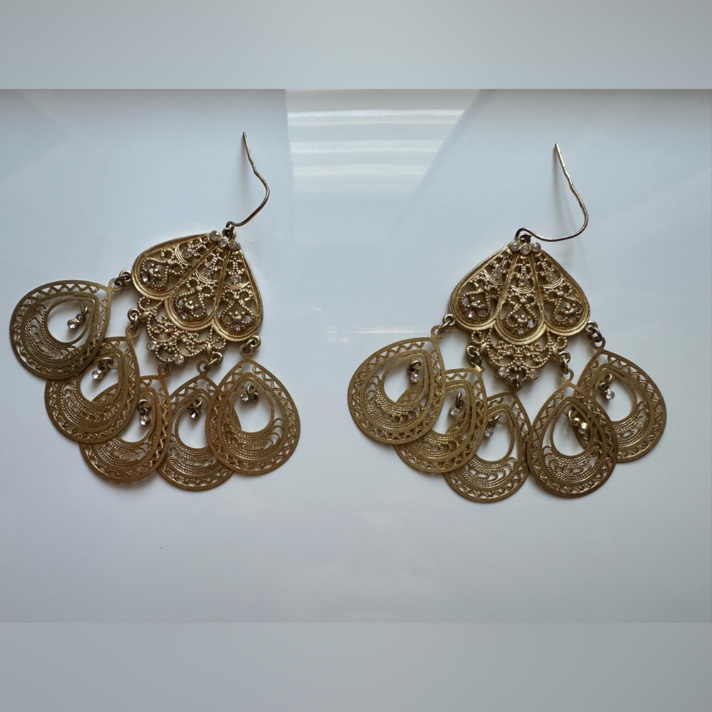 Vintage Gold Filigree Chandelier Drop Earrings